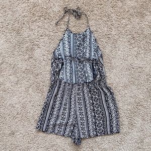 Forever 21 Pants & Jumpsuits - Forever21 Romper Forever 21 Pants & Jumpsuits - Forever21 Romper